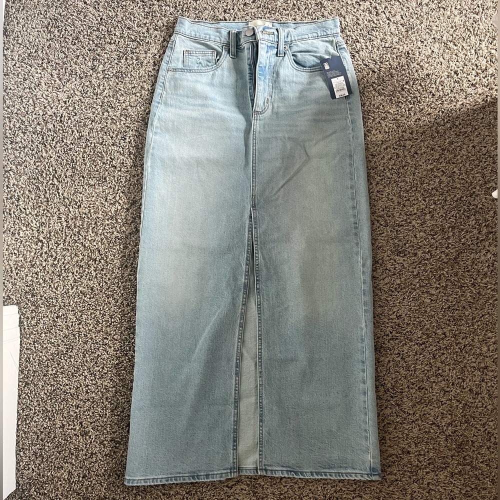 Long Jean skirt - trendy